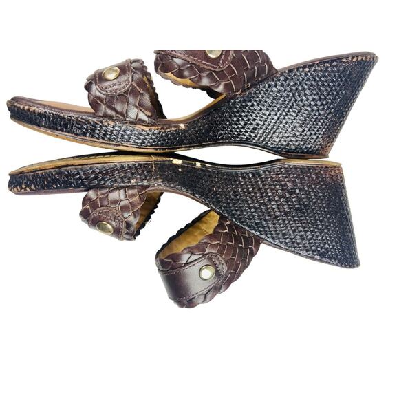 Nurture Women's Brown Alto Wedge Slip On Double Strap Buckle Heels Sandals 8M - Picture 3 of 11